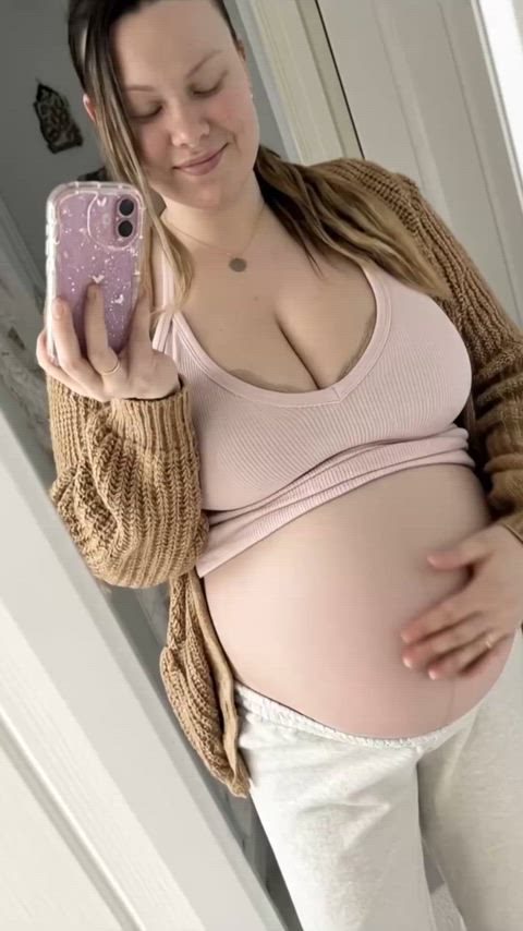 Do you like my big bump?