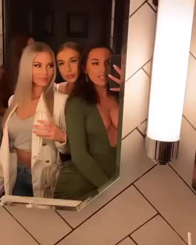 Blonde or Brunette?