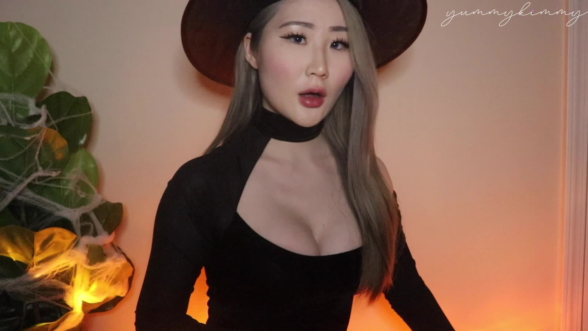 Oops, forgot to show you guys how much fun I had on Halloween