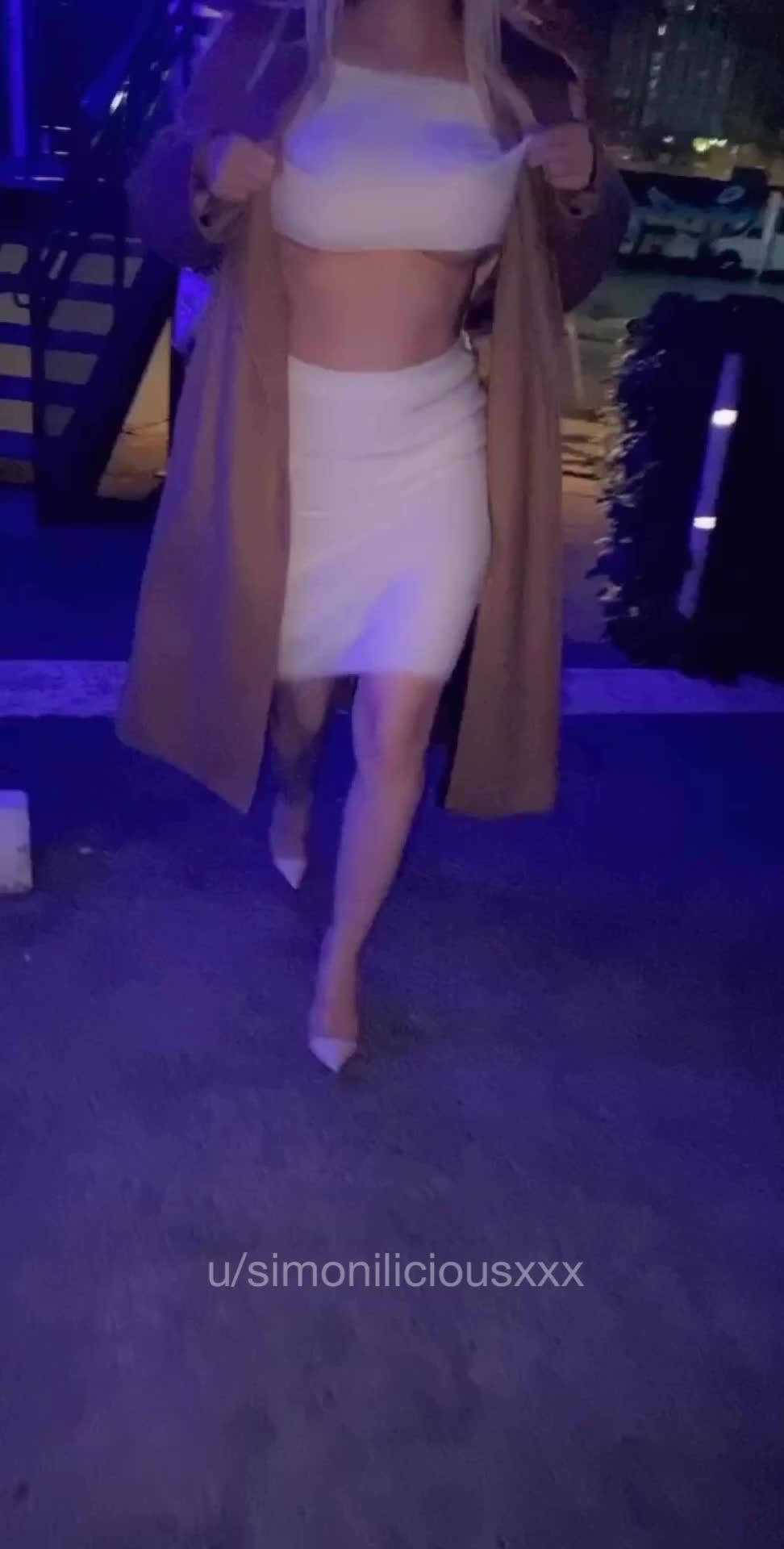 Strobe lights, night life, every night