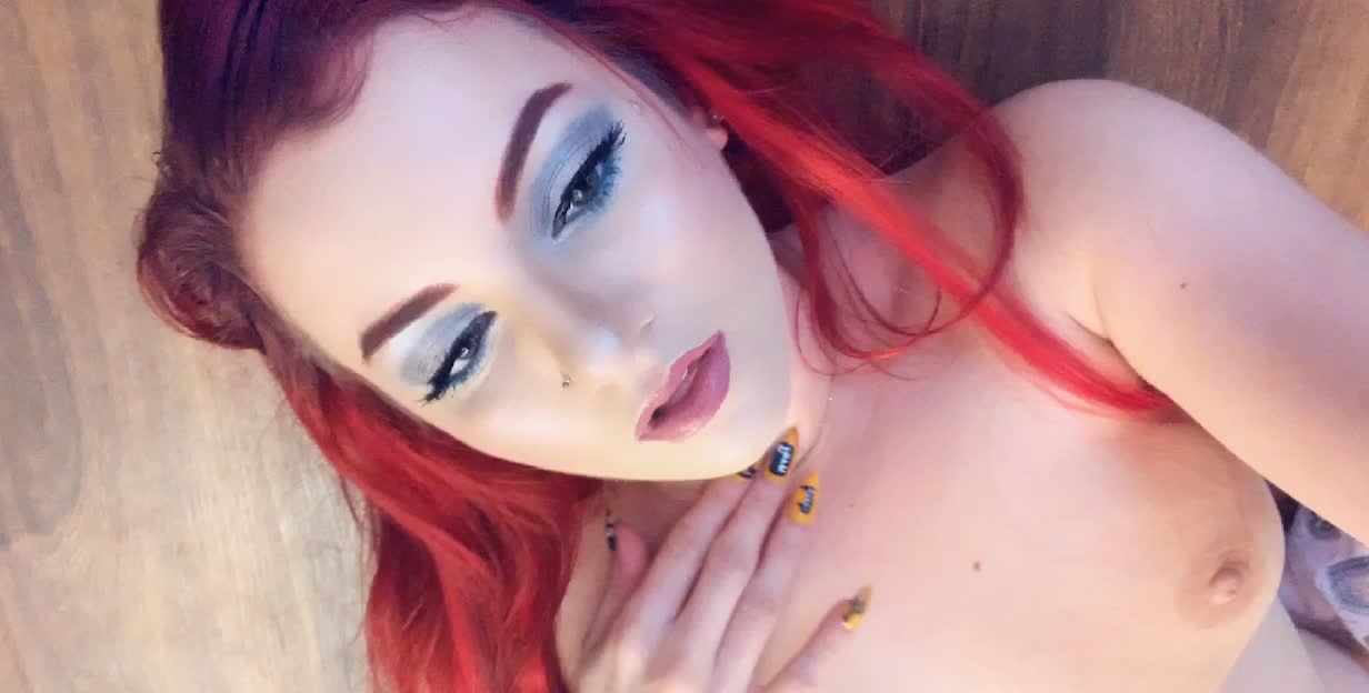 Daylight savings special 15% off everything. Come play with this pussy.