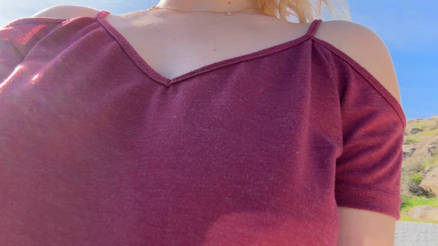 Enjoying the sun without bra