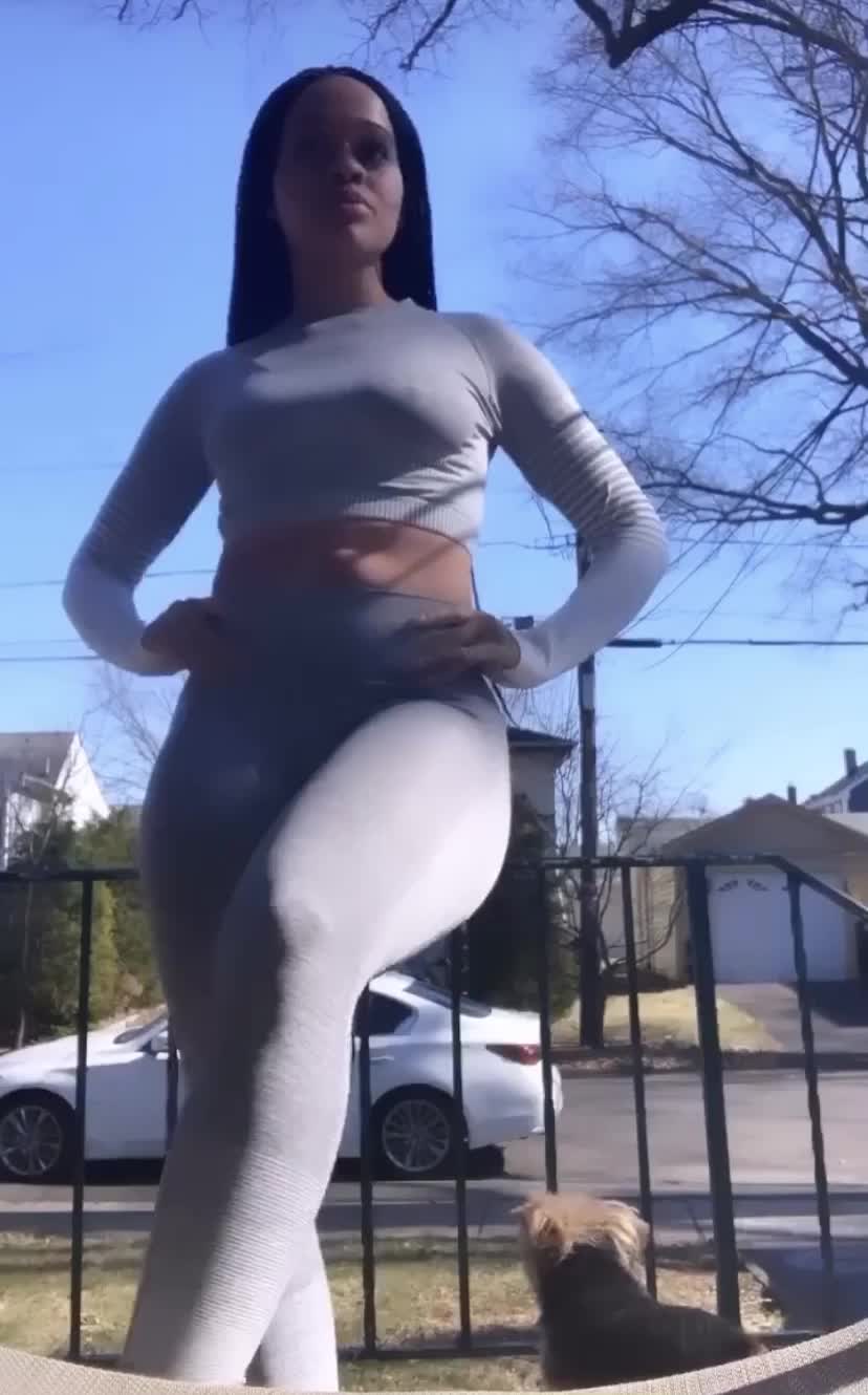 Thick workout chick