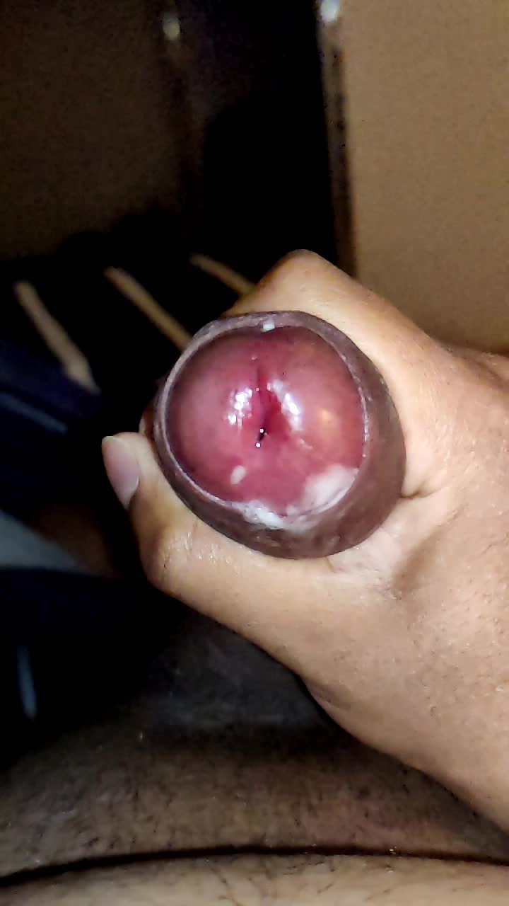 Cumshot and jacking in slo-mo