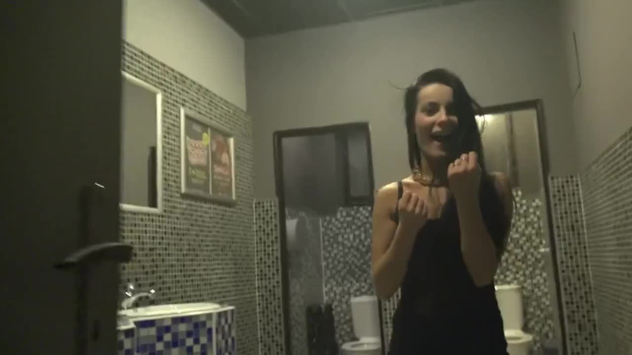 Quick BJ In The Toilet With Lexi Dona
