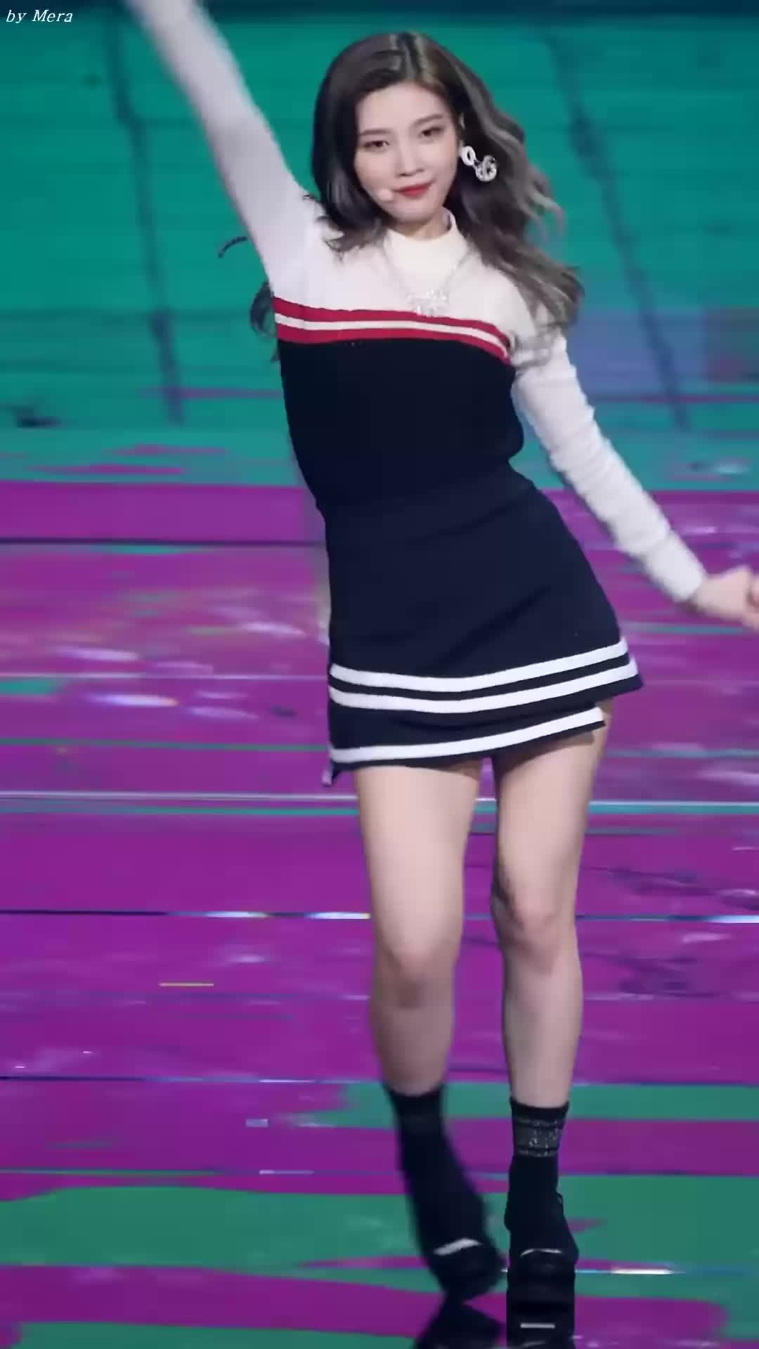 Red Velvet - Round Joy!