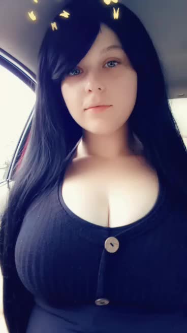 Happy Humpday from my ghostly lady lumps 🖤