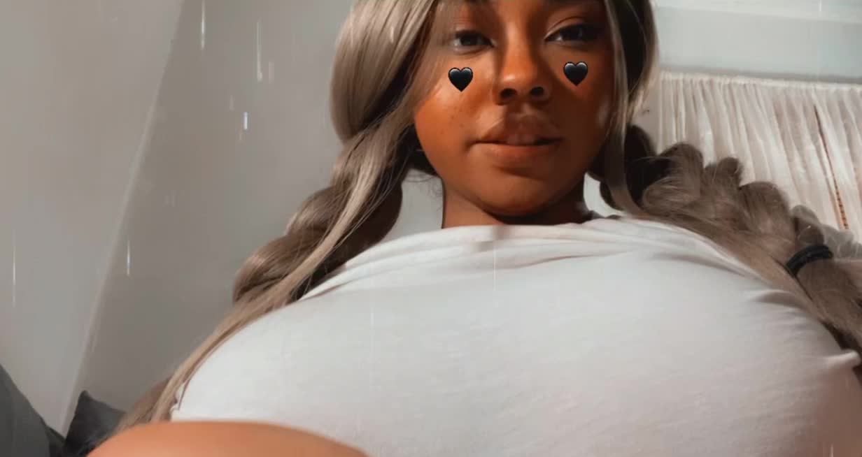 I hope more than 10 people see this?..🥺