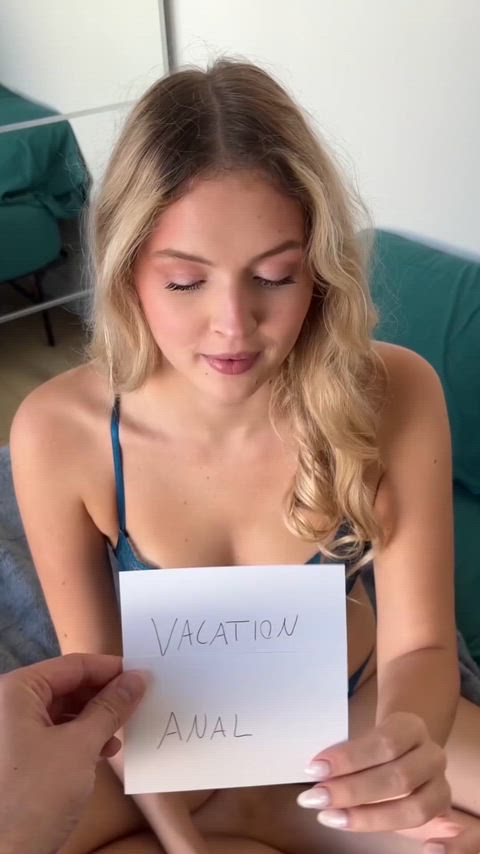 Any chance you’d eat my pussy on the first date?