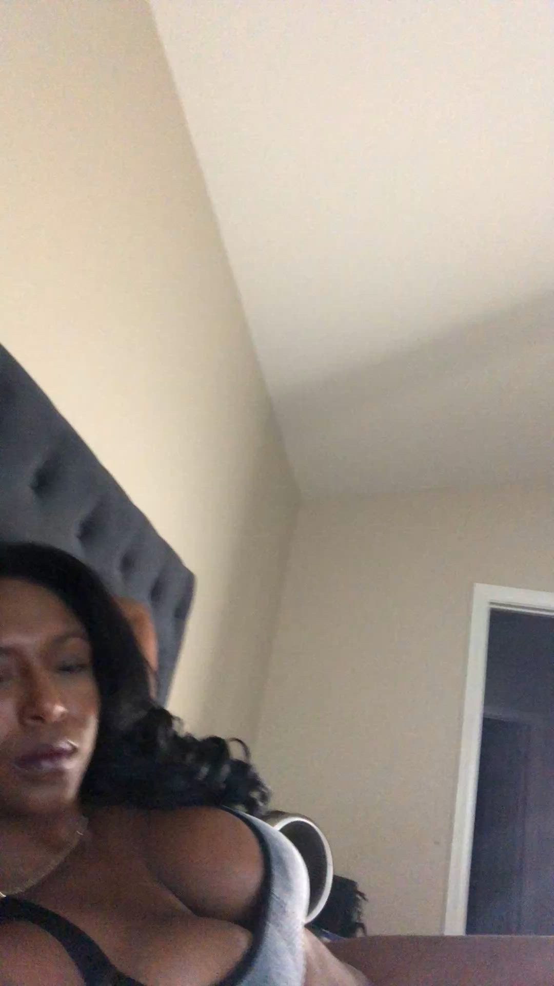 GIF thumbnail
