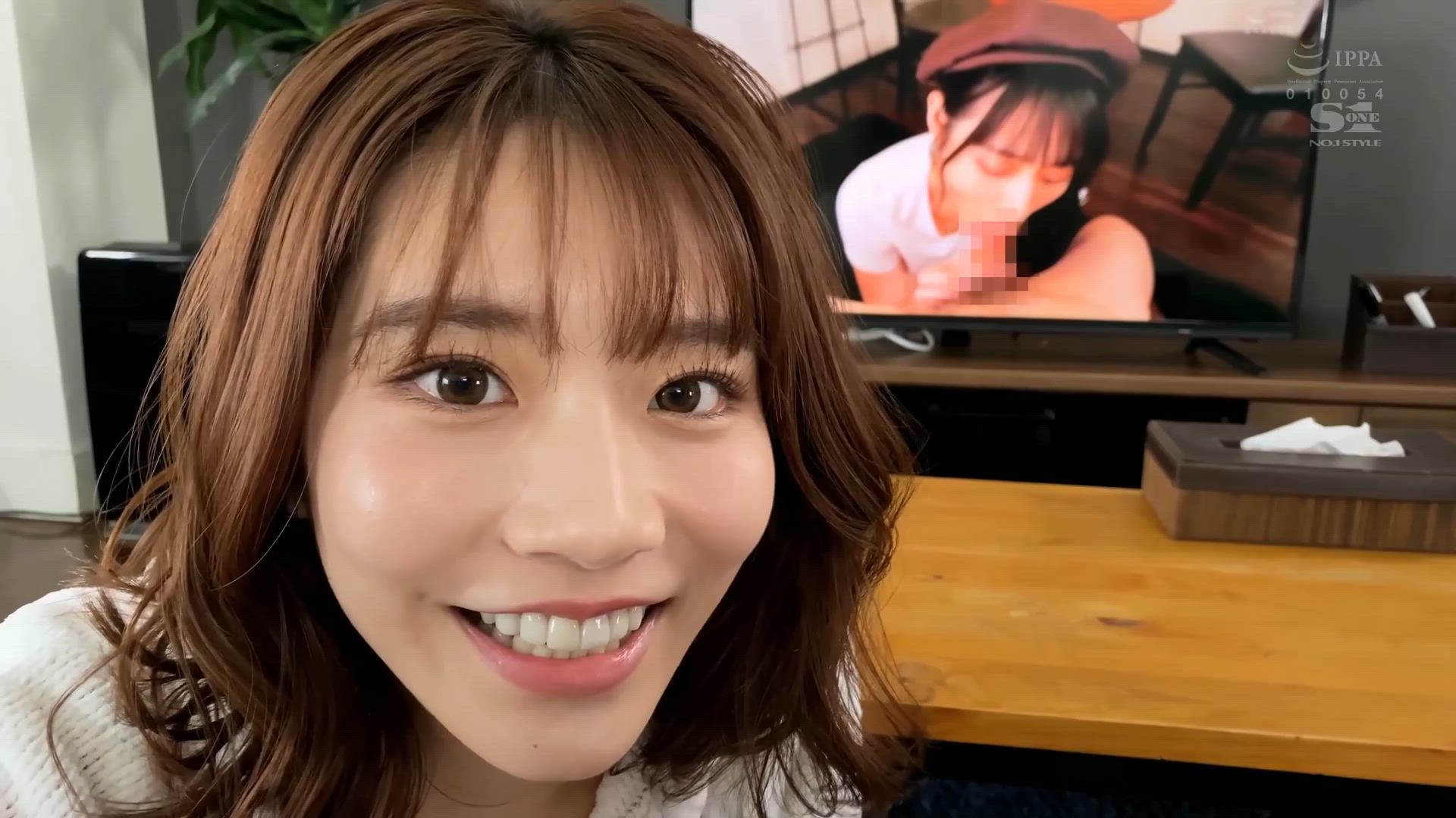 Recommendations where an JAV idol pleasures a guy/gets off to a guy watching her work? Think I found a new kink..