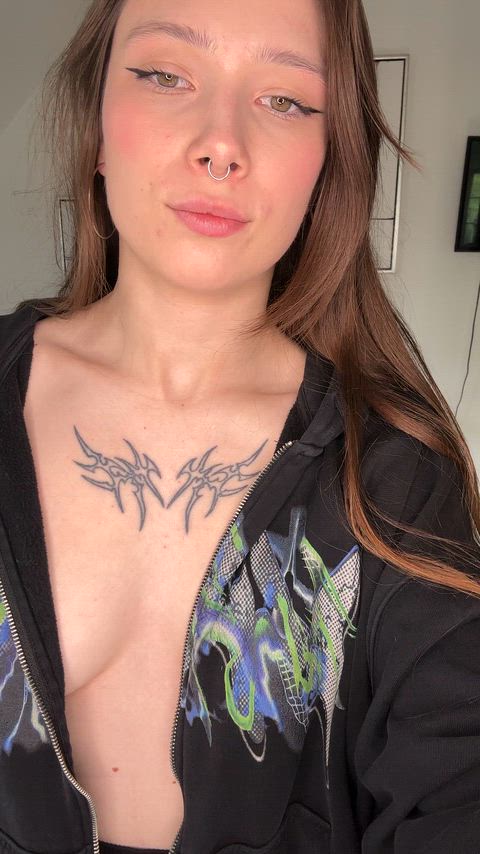 Amateur Cute Tits Porn GIF by ponchofreddo