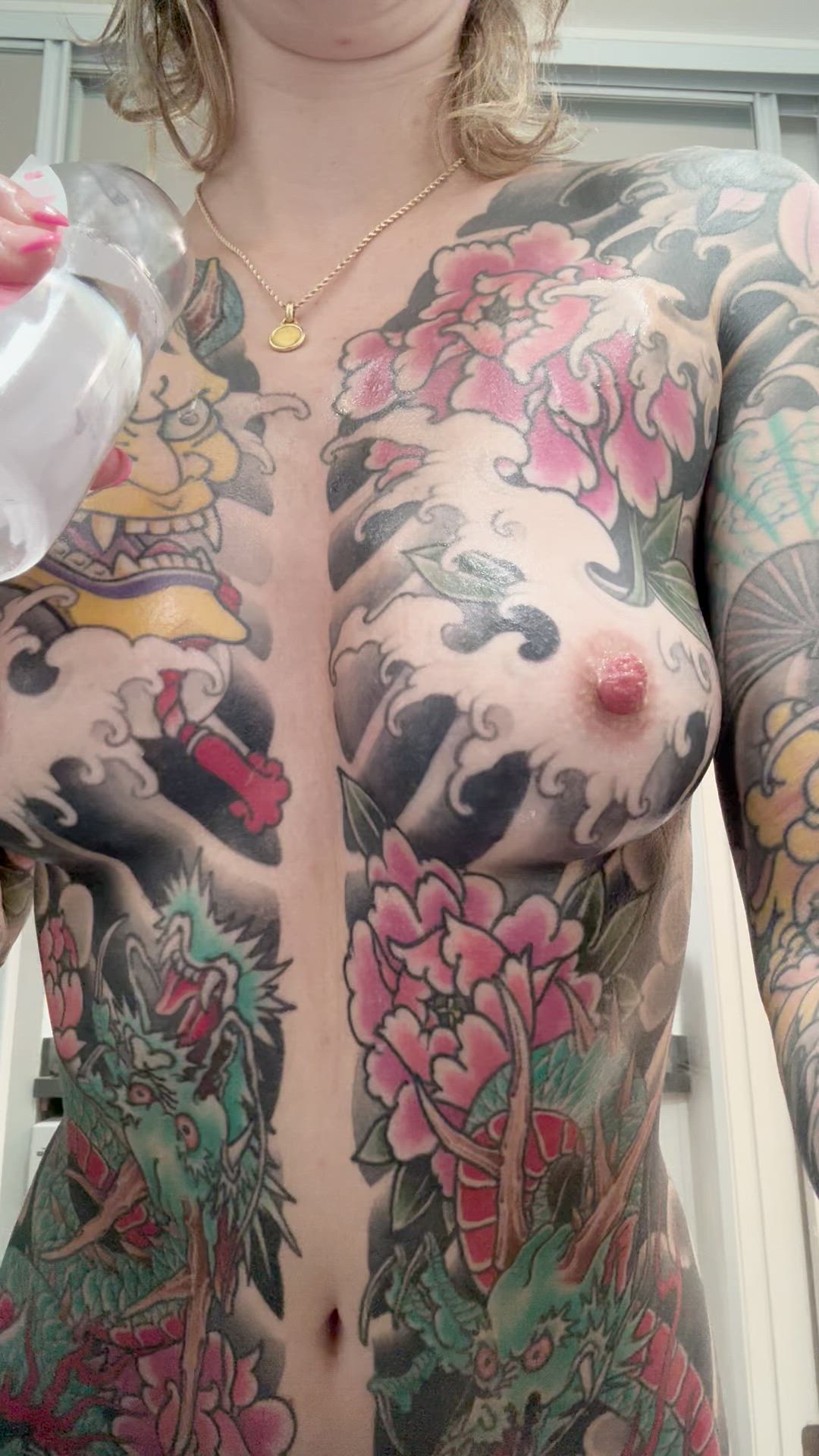 natural tits are so squishy