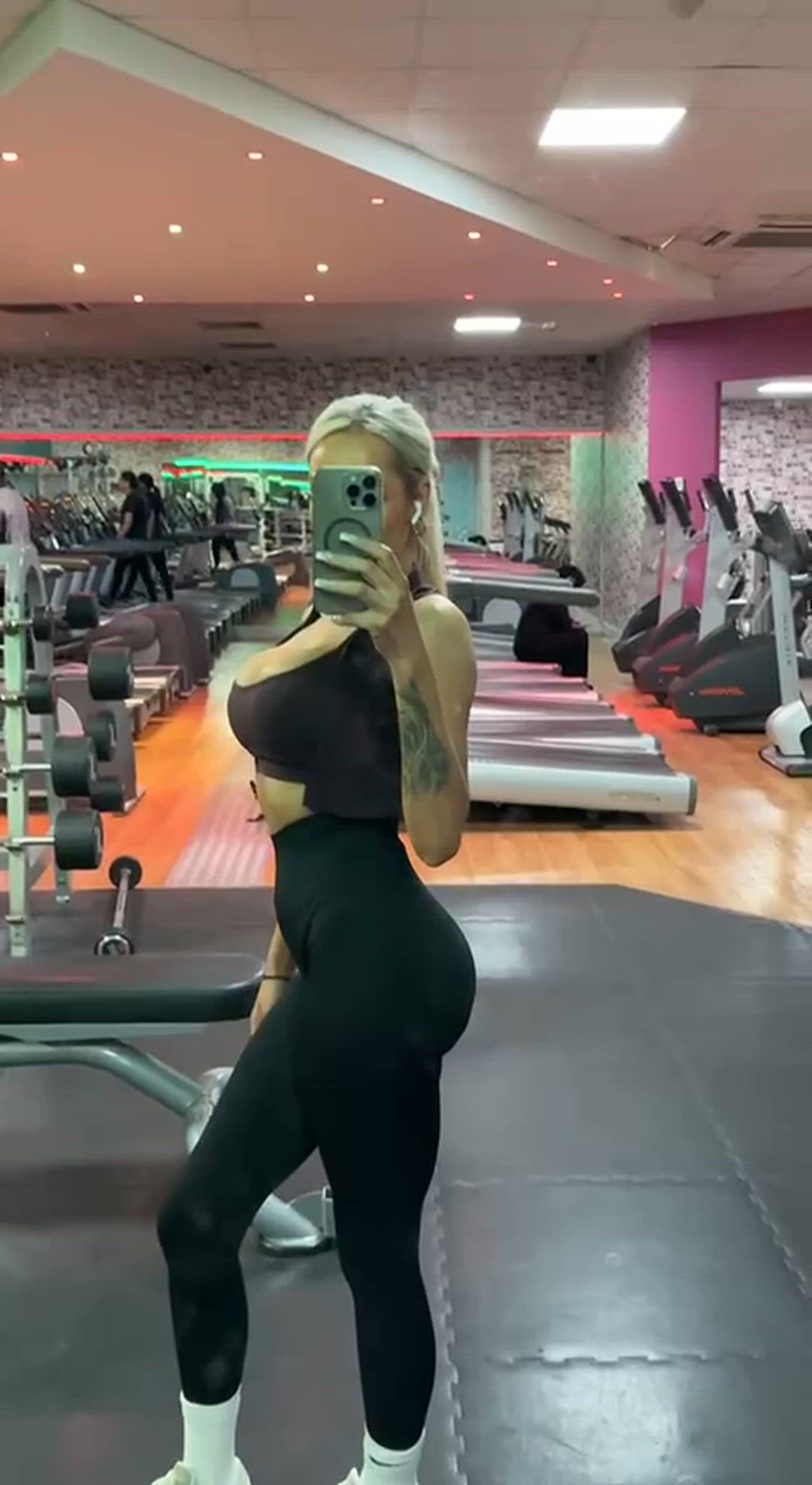 this is why i looove leggings