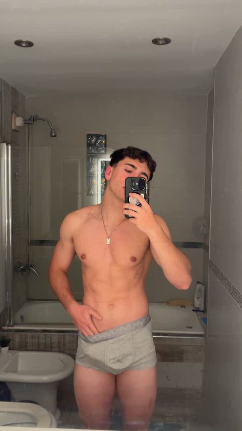 Guess how big it is. If you're right. I'll give a treat