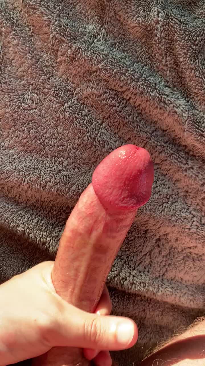 Stop scrolling and cum with me 😈