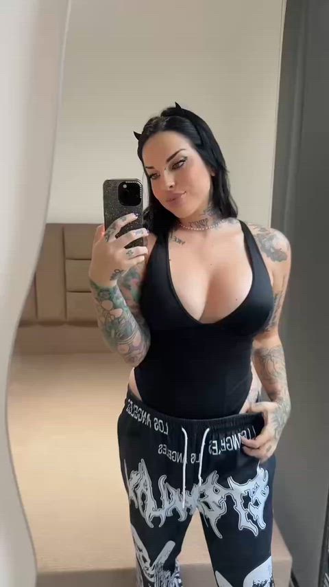 Came here to make you hard