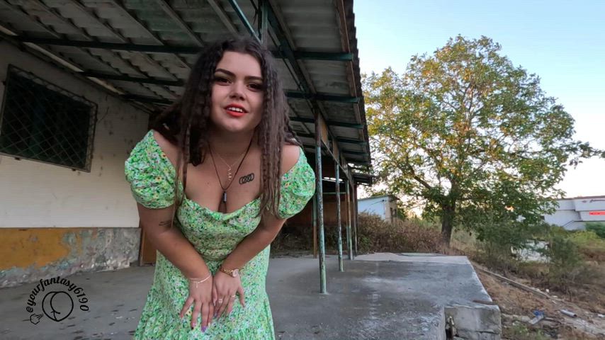 green dress gas sesh 💨🍑