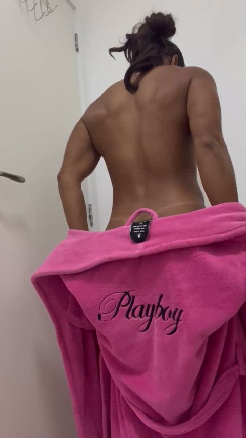 I'm a brazilian fitness influencer with a new hobbie