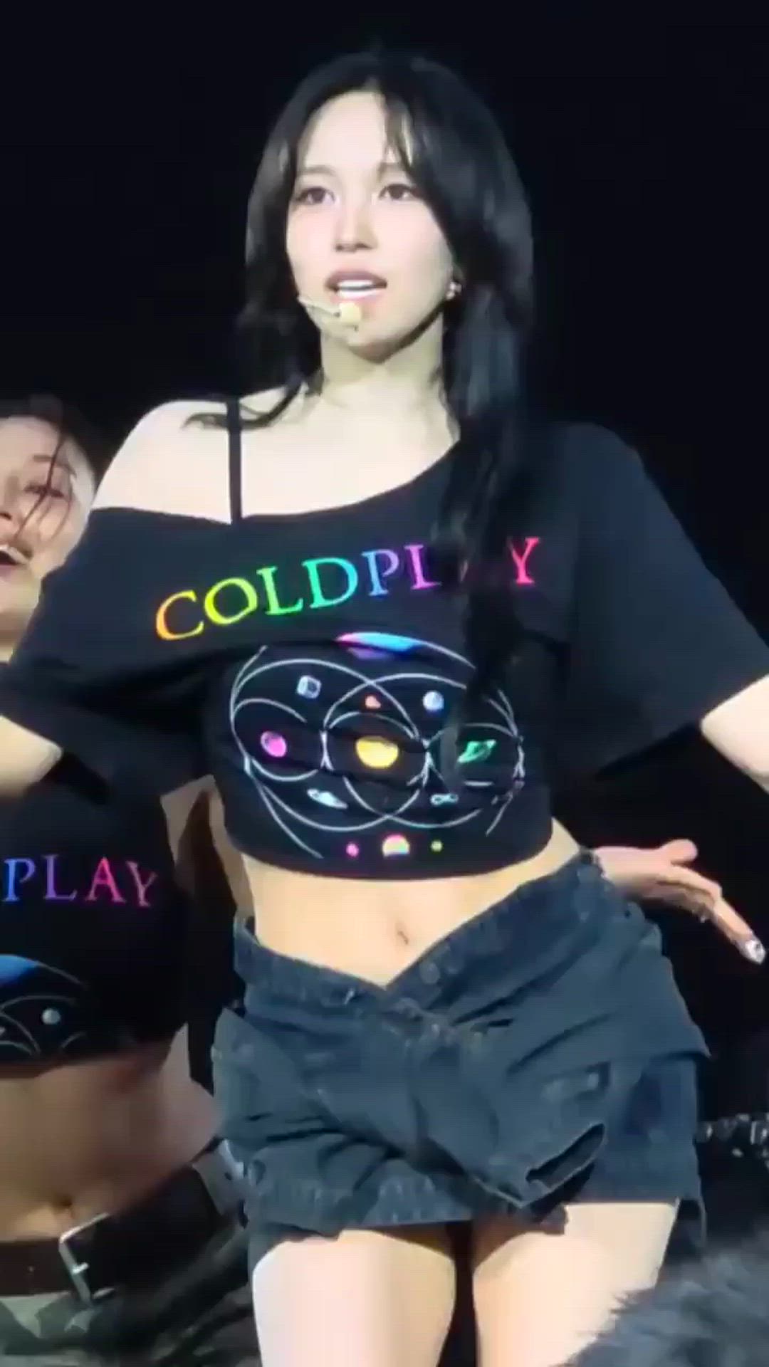 TWICE - Mina