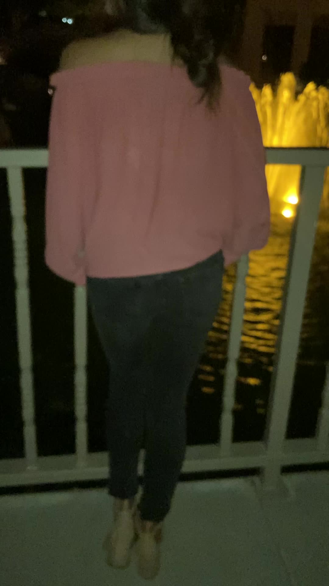 Enjoying the romantic view ⛲️🍑