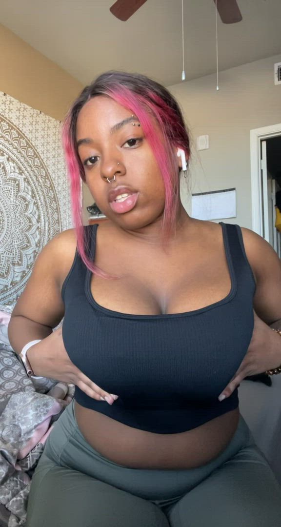 Arent ebony girls amazing?