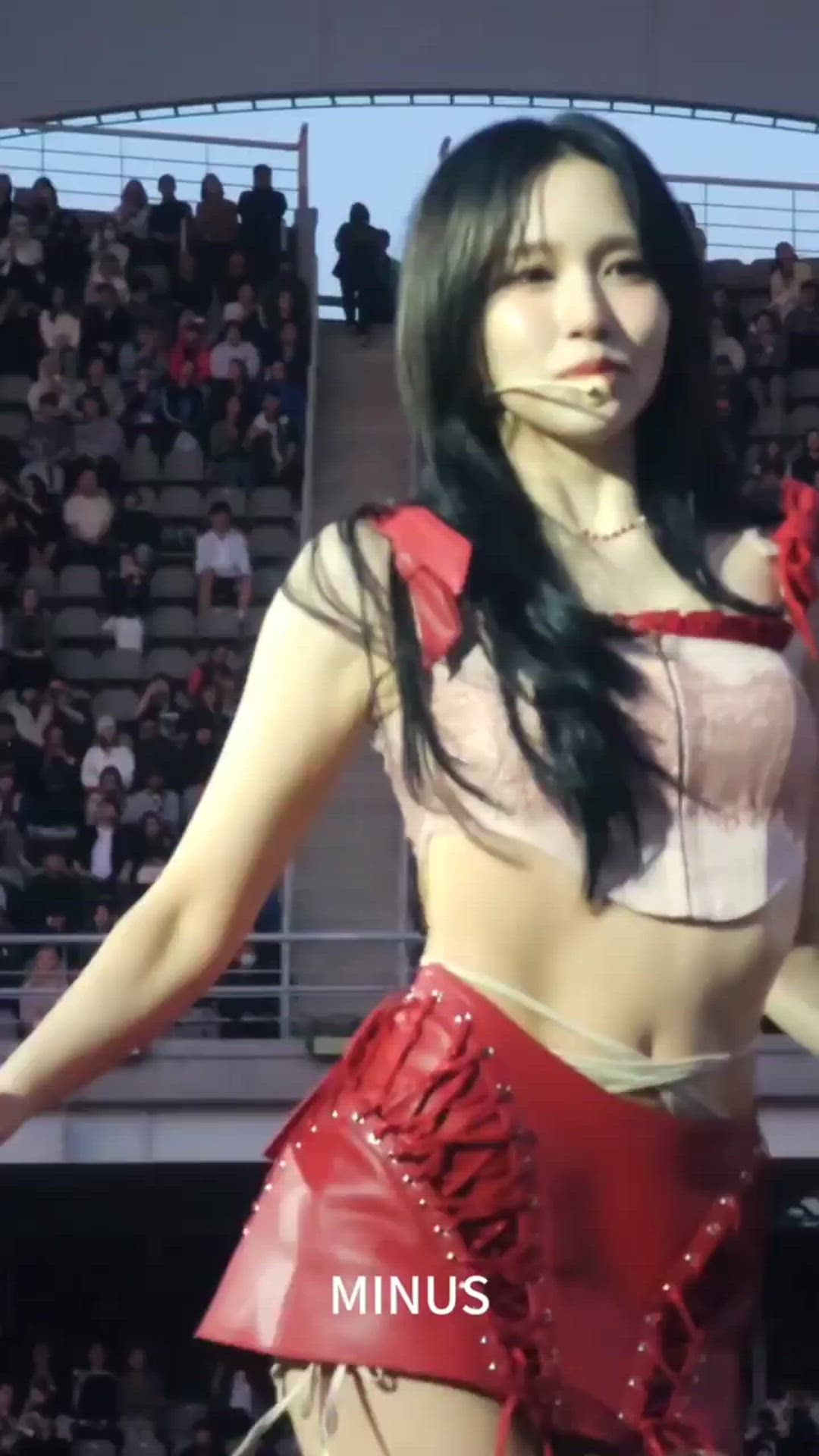 Mina - TWICE