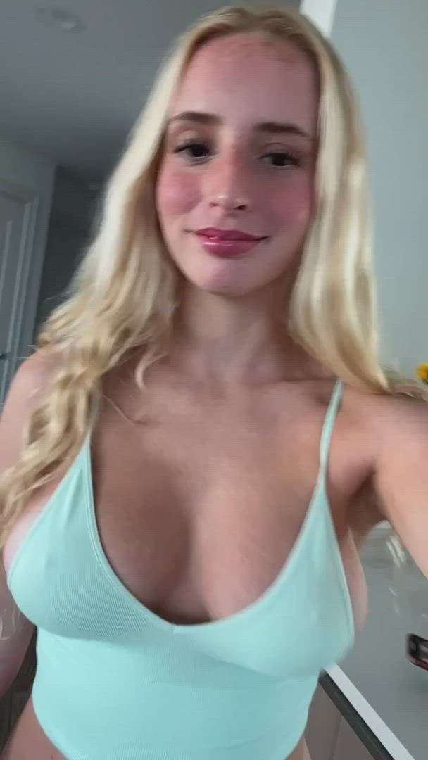 GIF thumbnail