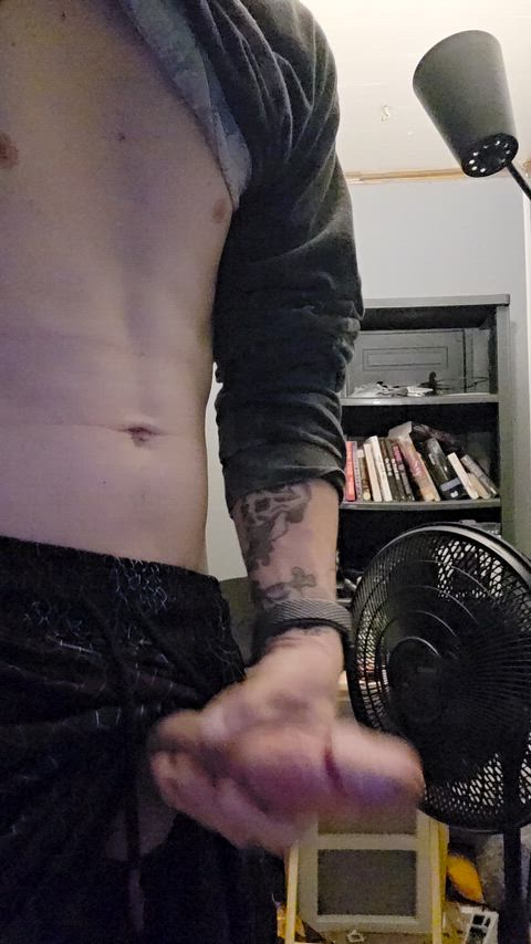 [30] Watching porn and had a explosive cumshot