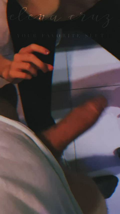 Who do you think has a bigger dick of the two