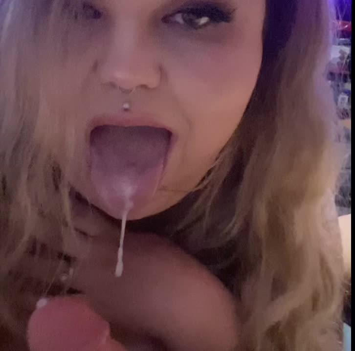 🤤