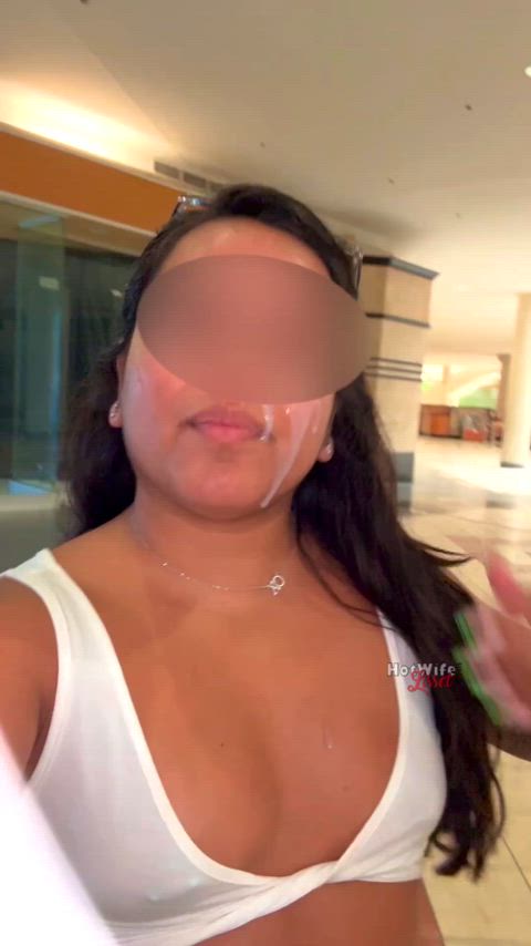 my first ever public cumwalk was in the mall