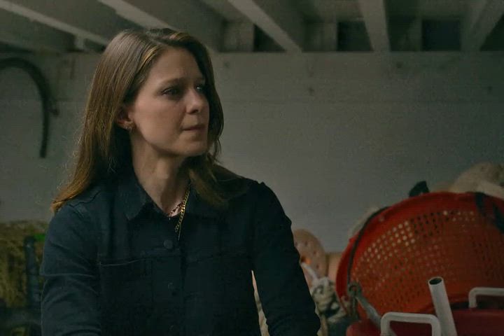 Melissa Benoist in The Waterfront [S1E3-2025]