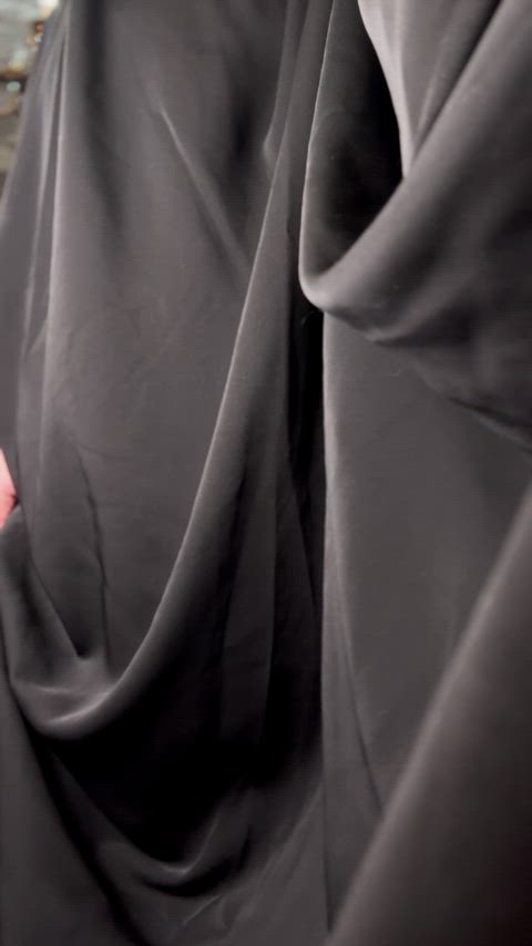 Would you fuck a chubby girl or just scroll?