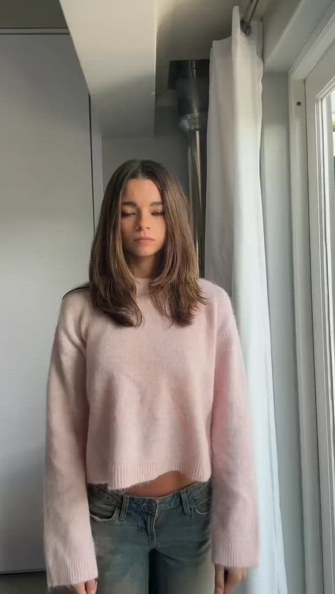 wanna see a magic trick?