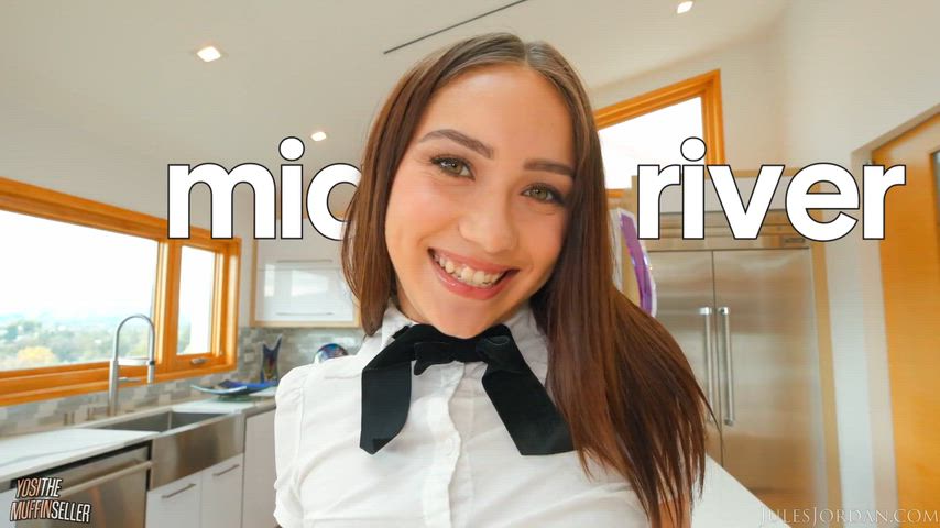 [Mia River, 20] Stunning cutie Mia River takes it in every hole