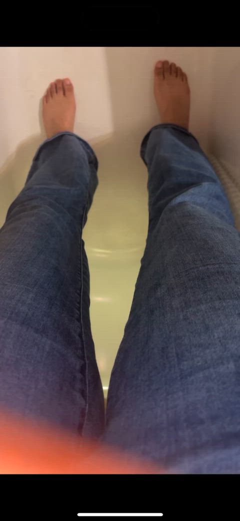 Only people participating in NNN can watch 🤧 hopefully it was worth the wait