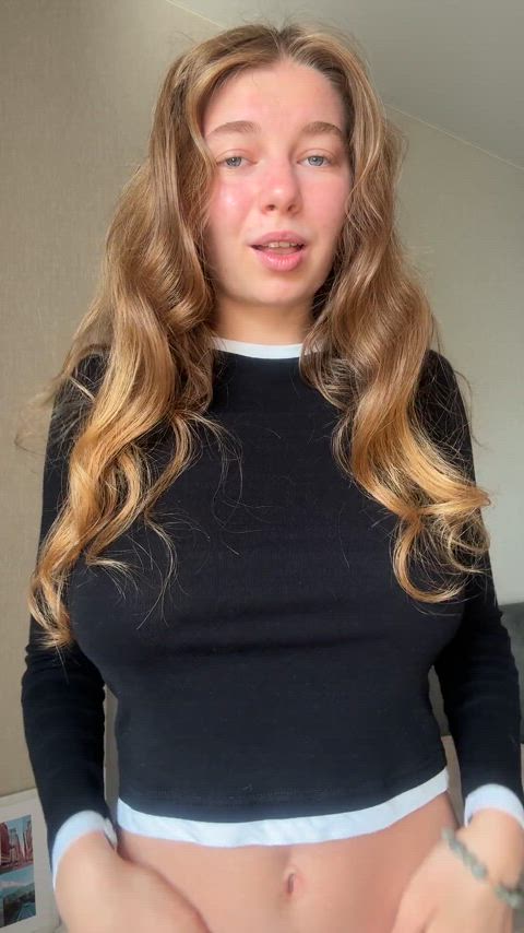 Amateur Big Tits Boobs Cute Natural Tits Teen Tits Porn GIF by alice_only