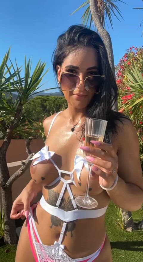 heart this and check your inbox for nudes