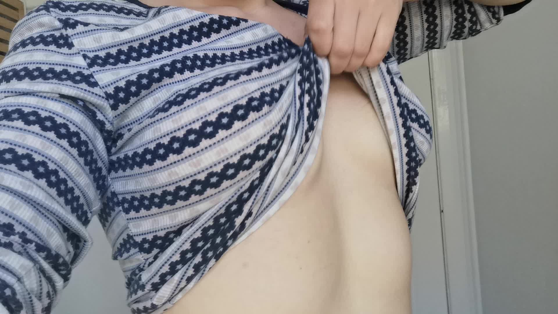 I love making them bounce 💛🧡❤️
