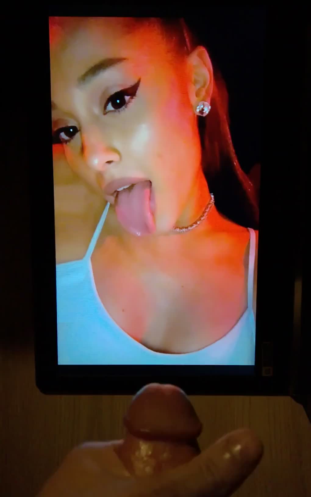 A little taste for Ariana Grande - Cum Tribute