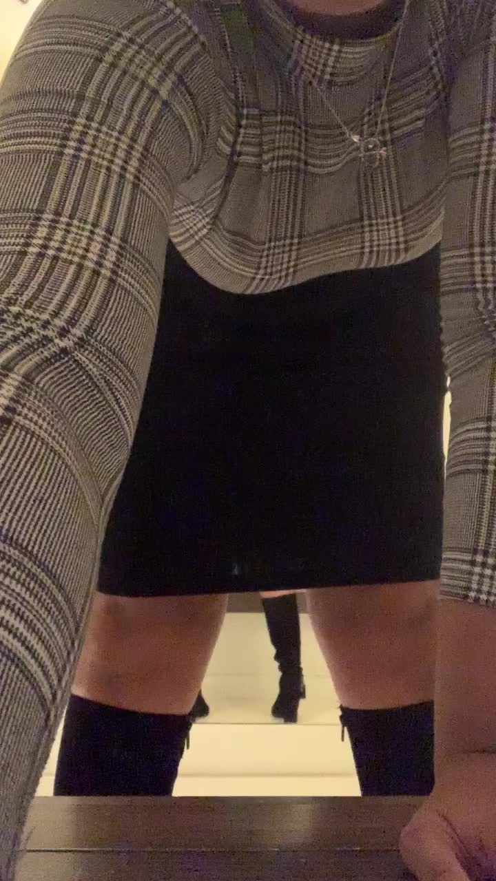 Same outfit, Same day, Different place 😏