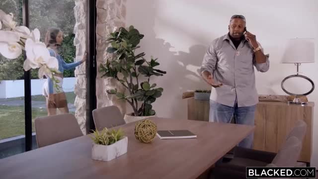 Alexis Tae Sakes Her Sisters Creampie in her Cheating Brown Pussy