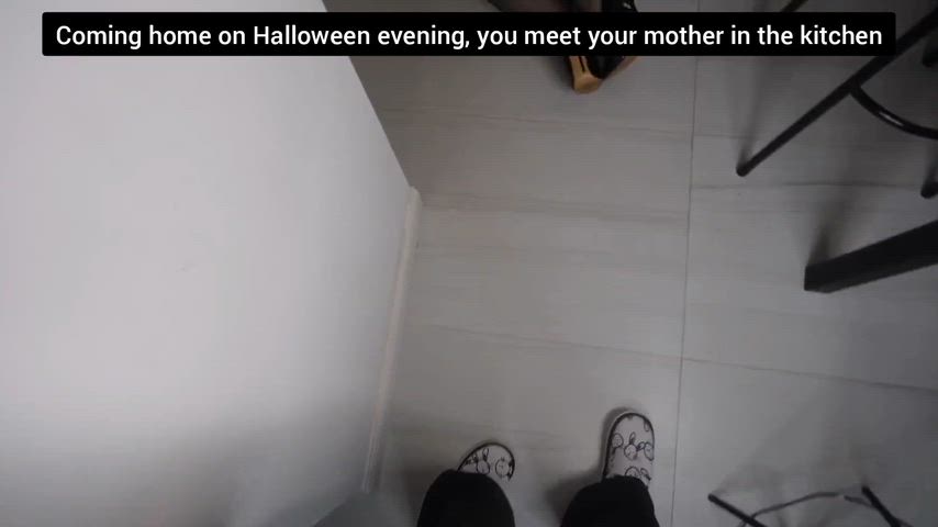 Halloween vibe with mom