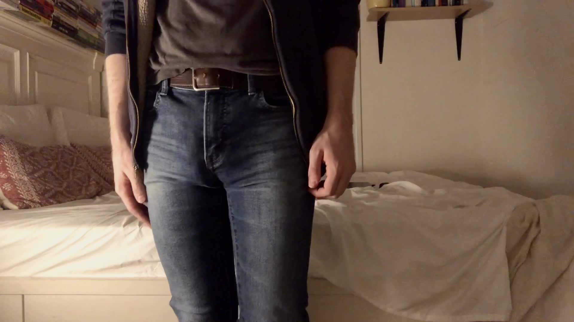clothes disappearing. watch ‘til the end!