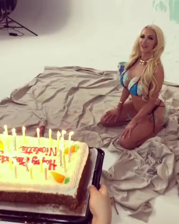 Nicolette Shea's birthday on set