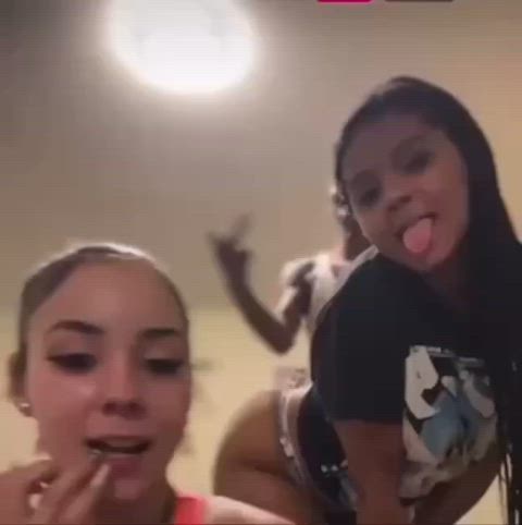 ebonybaddies.com 😩😩