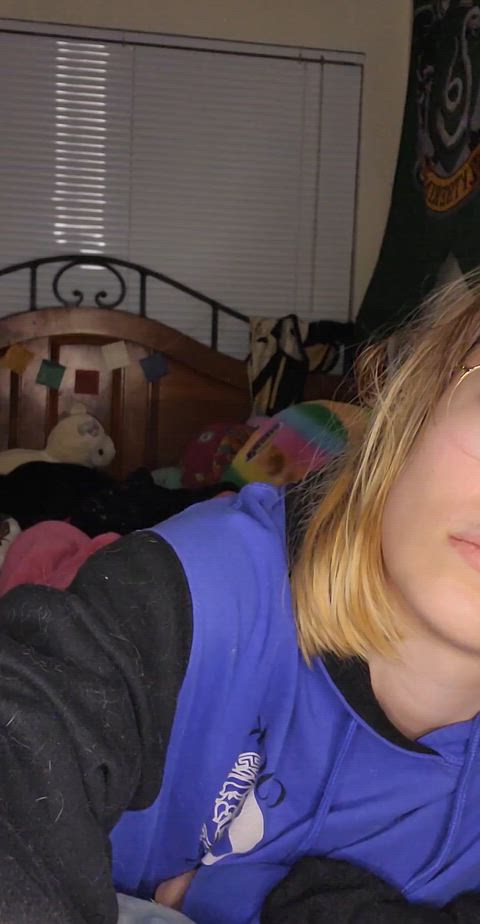 Don't mind my other cat in the back, focus on the one in the front lol