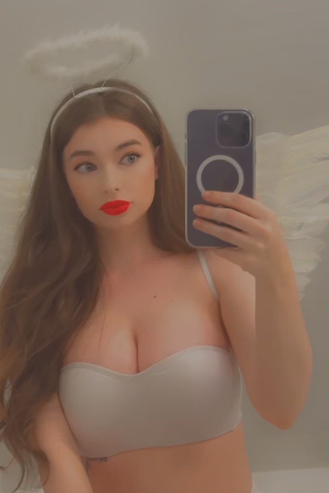 GIF thumbnail