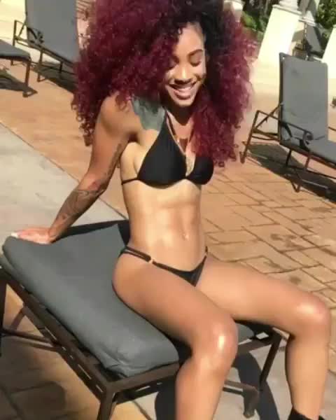 Sexy Petite